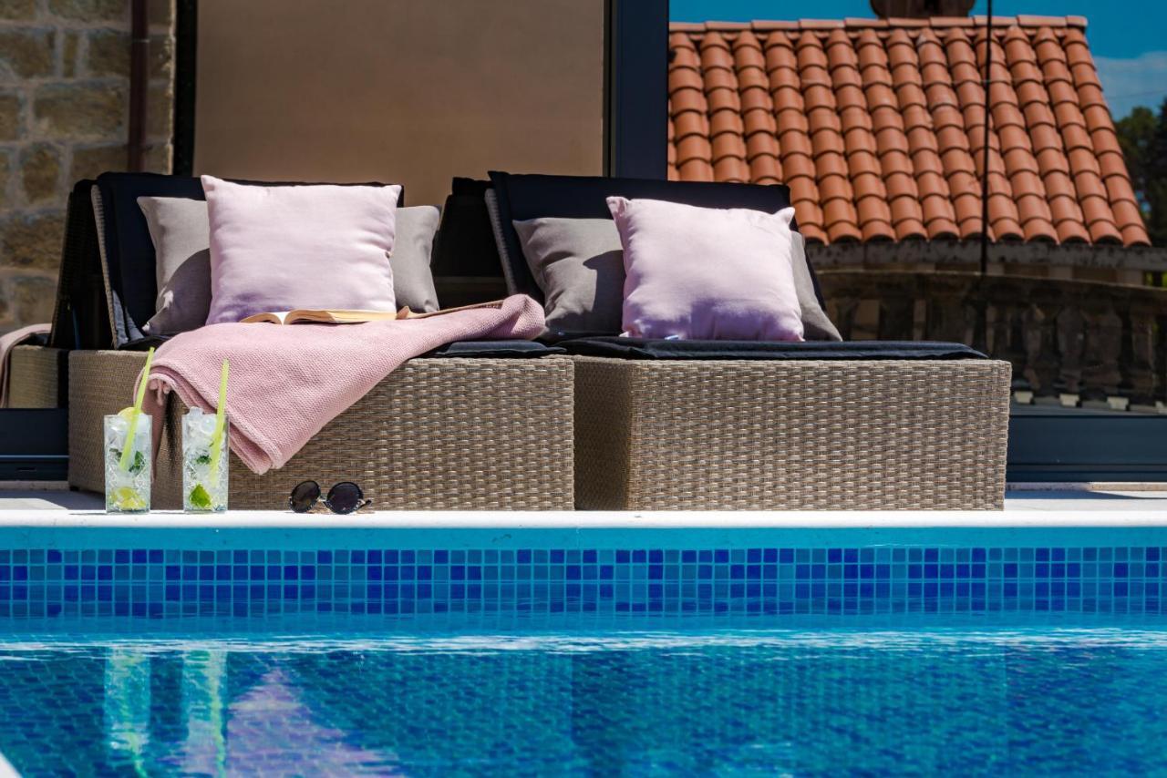 Villa Luigi With A Pool Cavtat Exterior foto